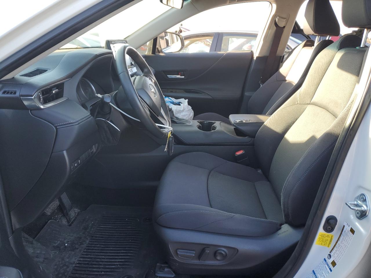 2021 Toyota Venza - Image 7