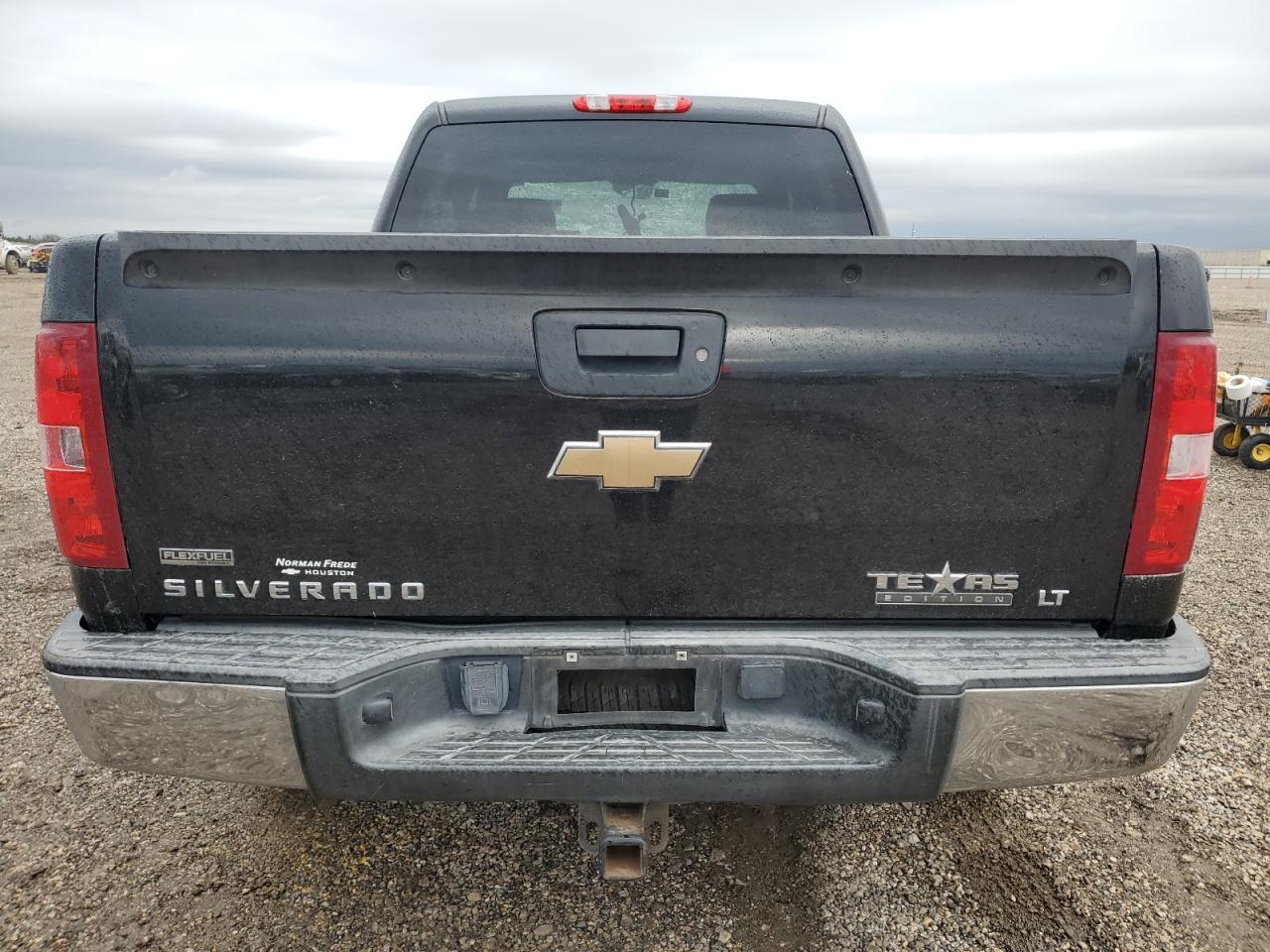2011 Chevrolet Silverado - Image 6