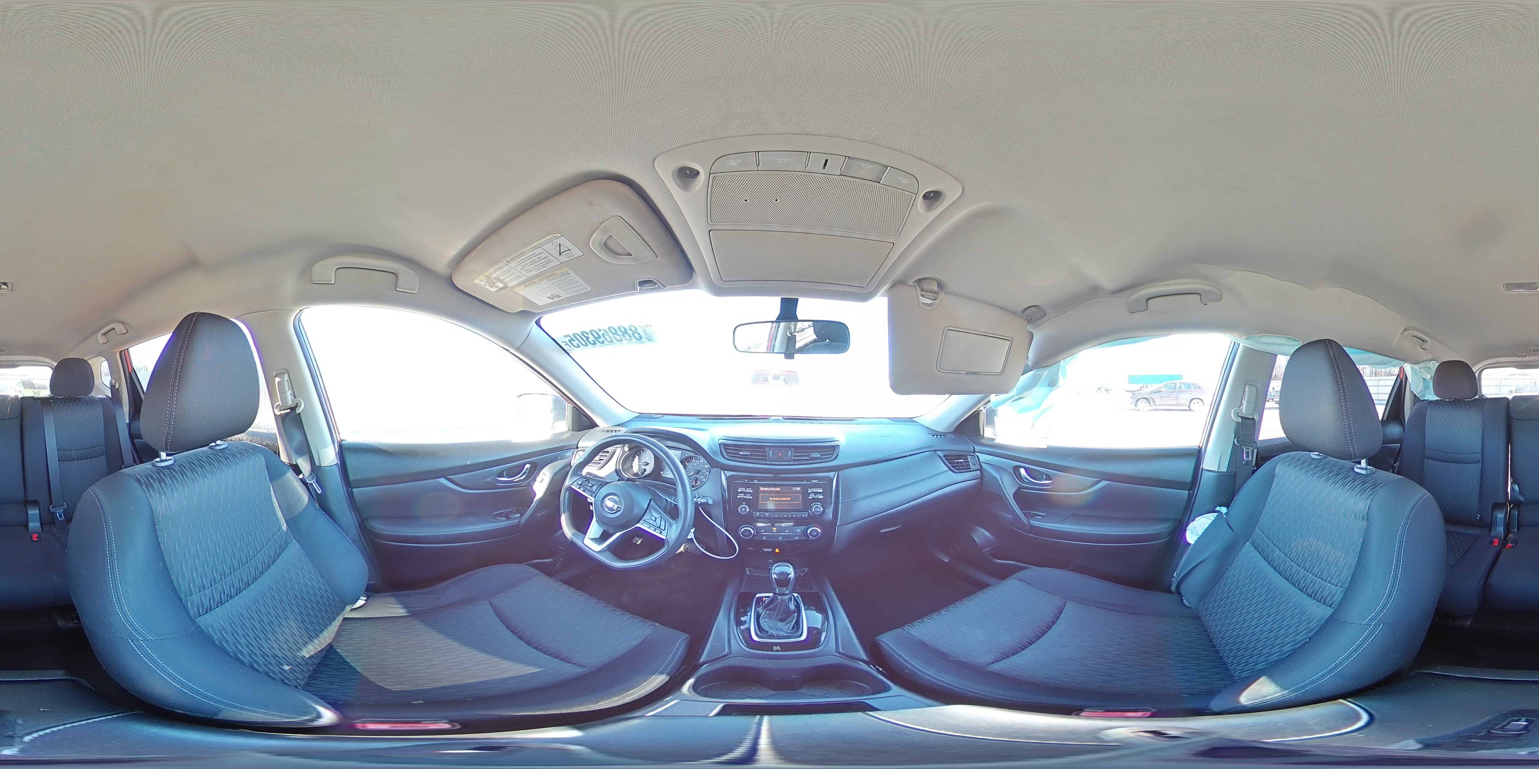 2017 Nissan Rogue - Image 13