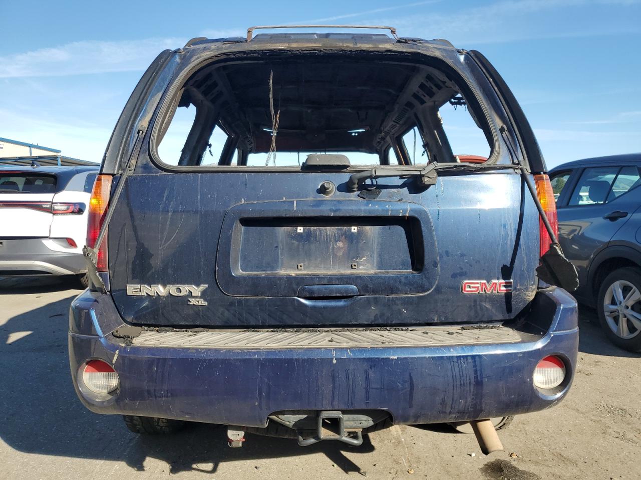 2004 GMC Envoy - Image 6