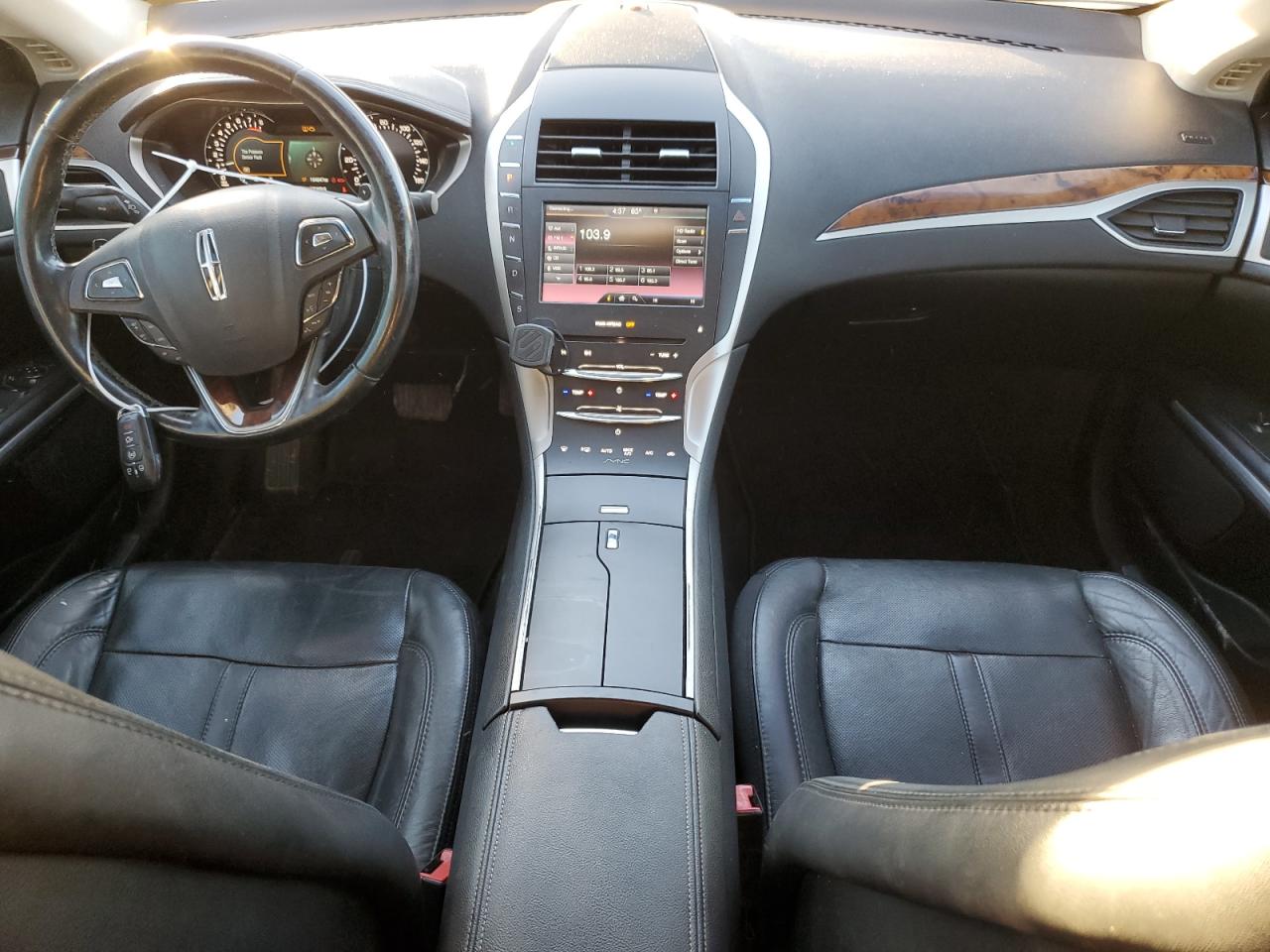 2016 Lincoln MKZ - Image 8