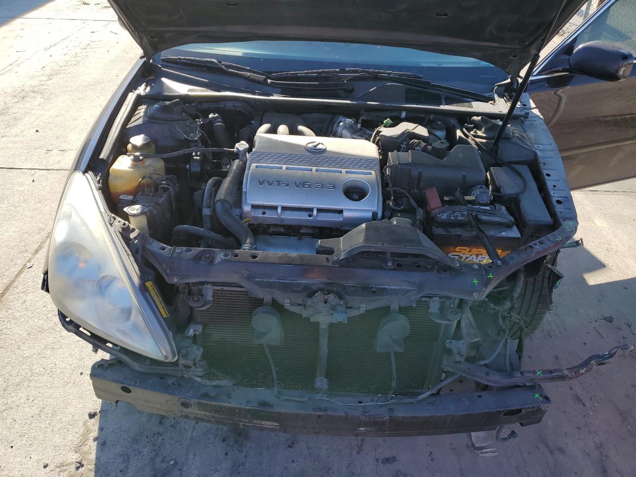 2004 Lexus ES - Image 11