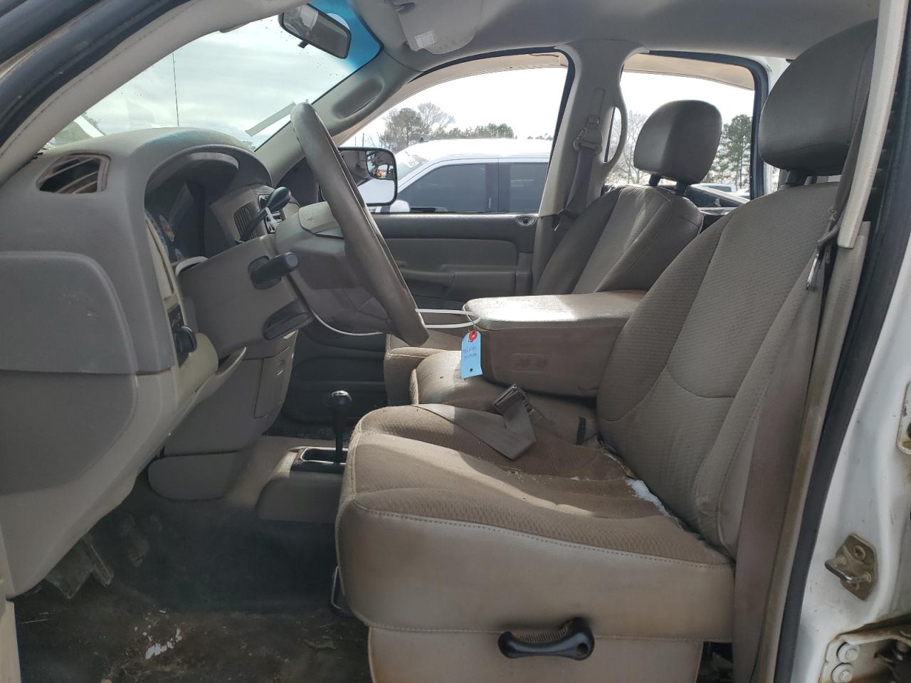 2004 Dodge RAM - Image 7