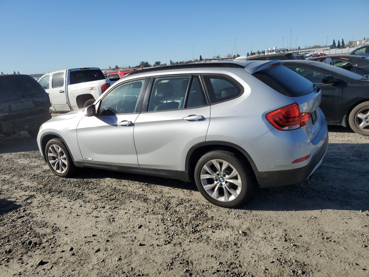 VIN WBAVL1C55EVY22665 2014 BMW X1 no.2