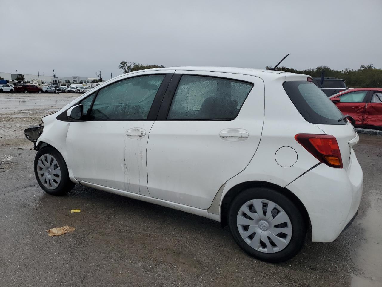 2017 Toyota Yaris - Image 2