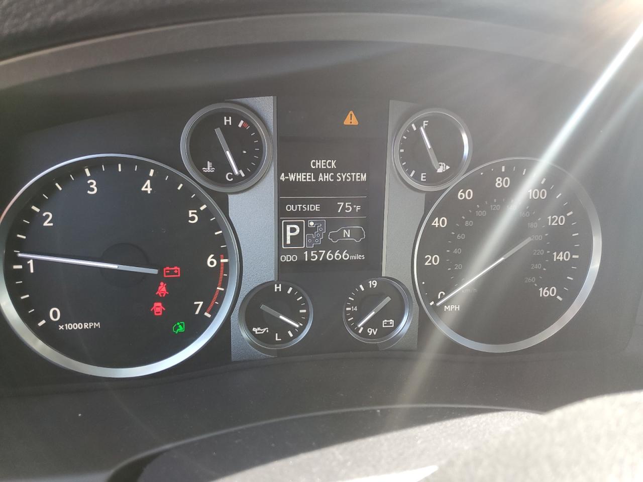 2015 Lexus LX - Image 9