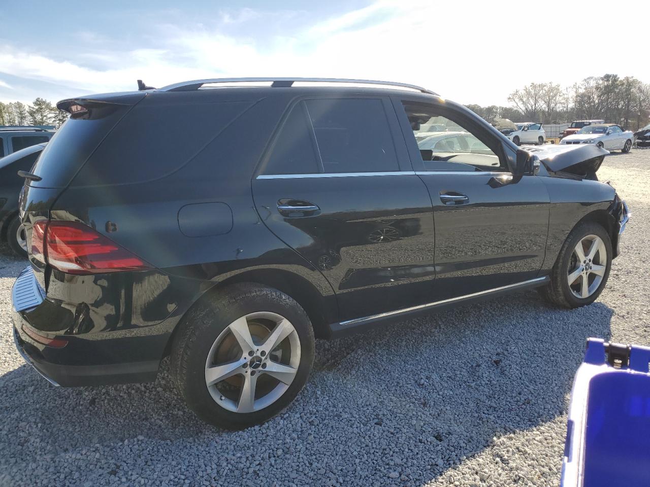 2017 Mercedes-Benz GLE - Image 3
