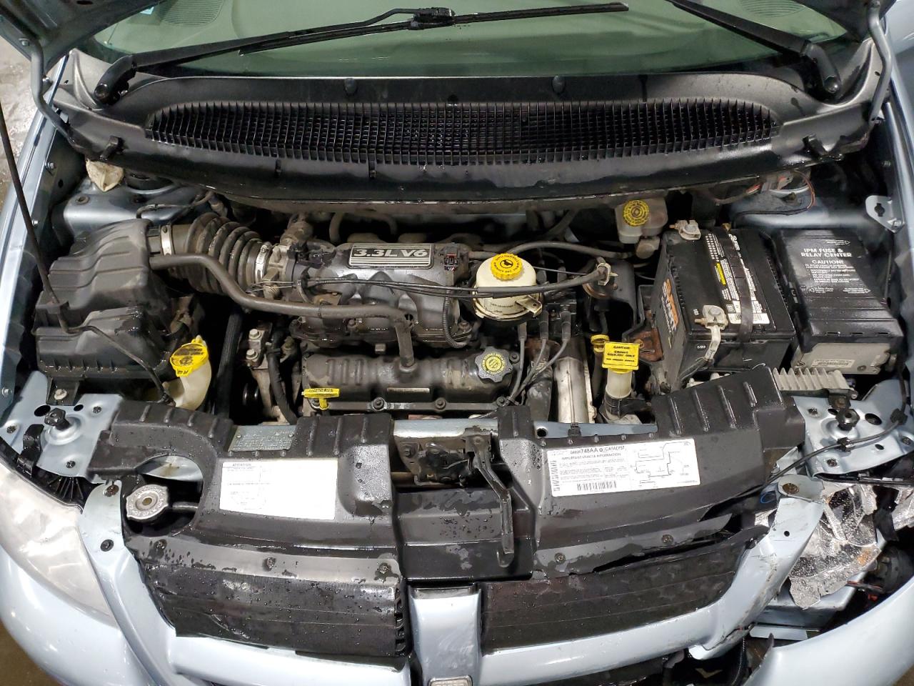 2003 Dodge Caravan - Image 12