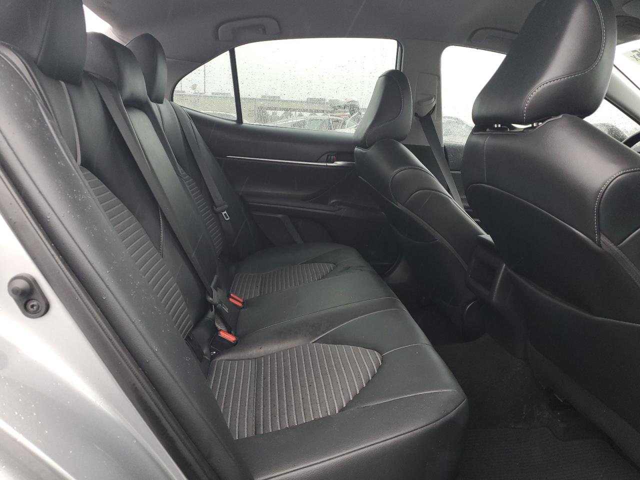 2023 Toyota Camry - Image 10