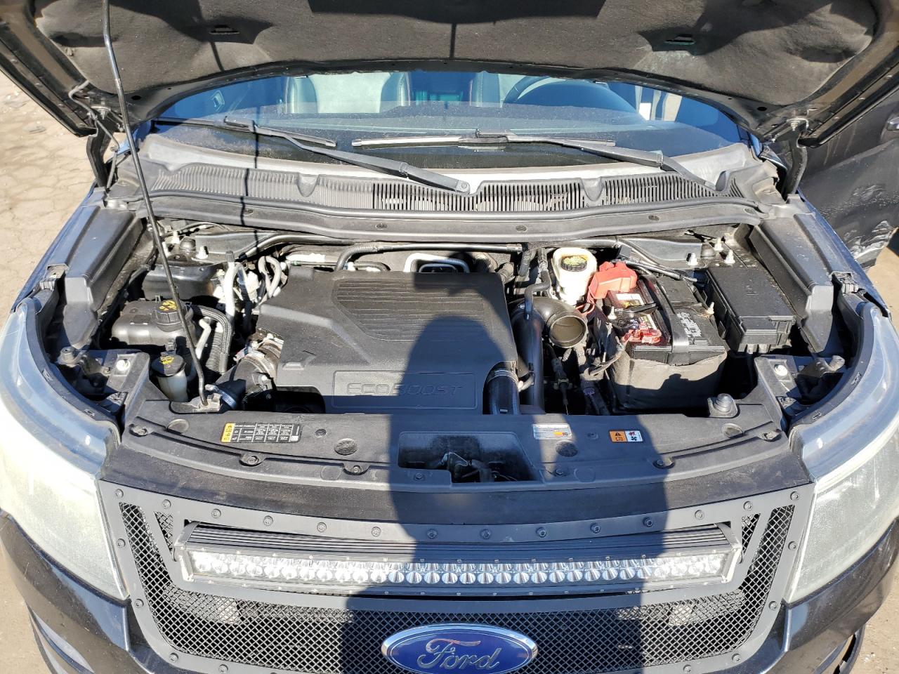 2017 Ford Explorer - Image 12