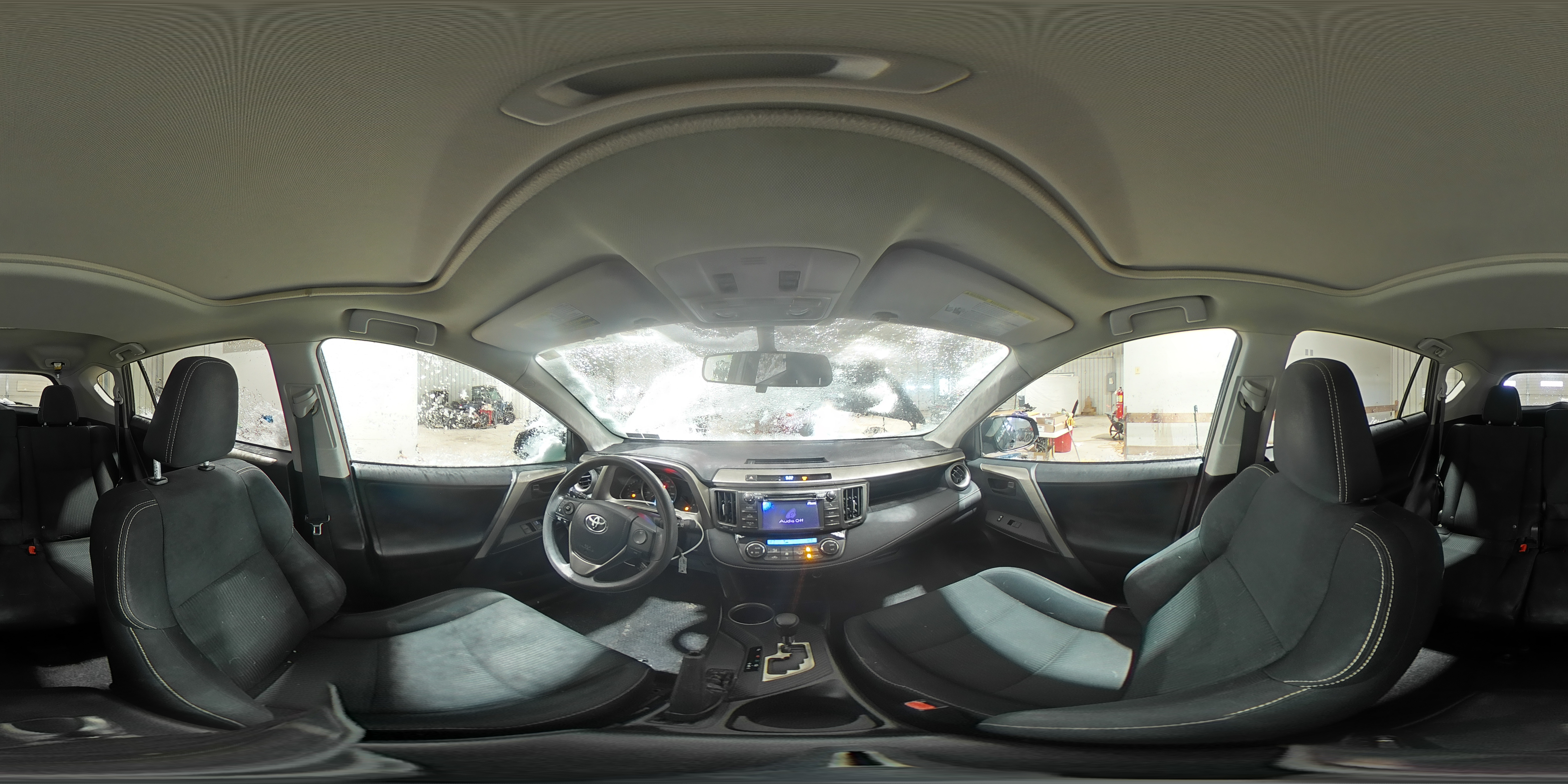 2013 Toyota RAV 4 - Image 15
