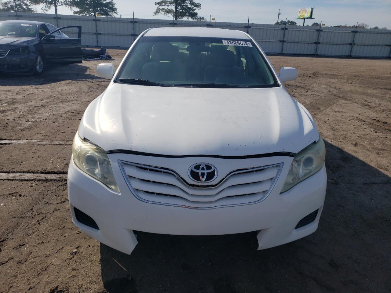 2011 Toyota Camry - Image 5