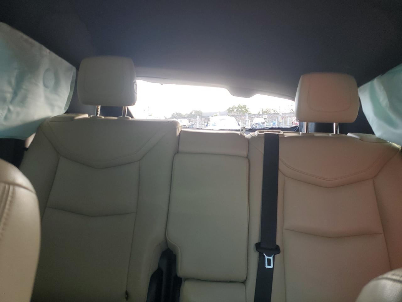2019 Cadillac XT5 - Image 10