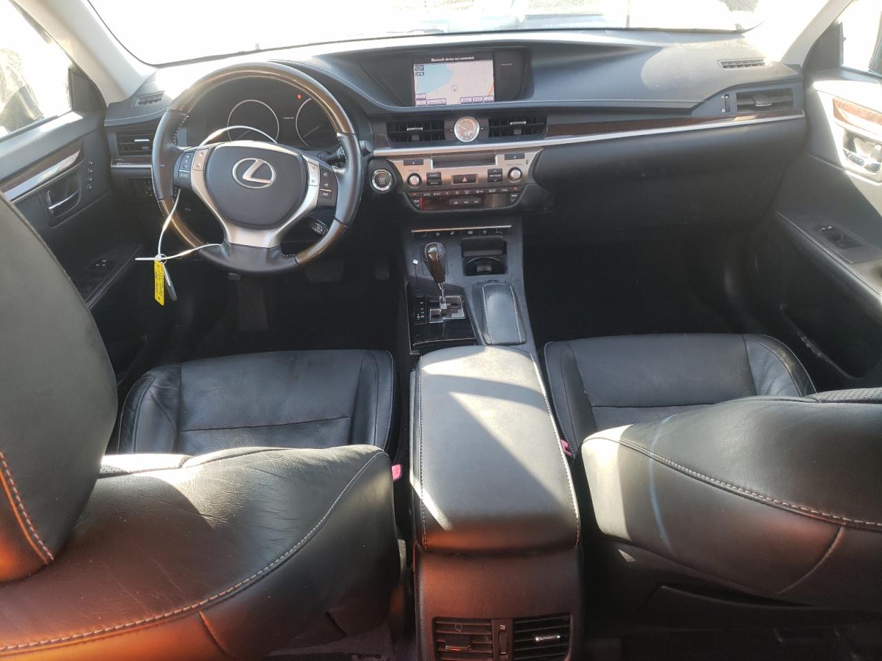 2013 Lexus ES - Image 8