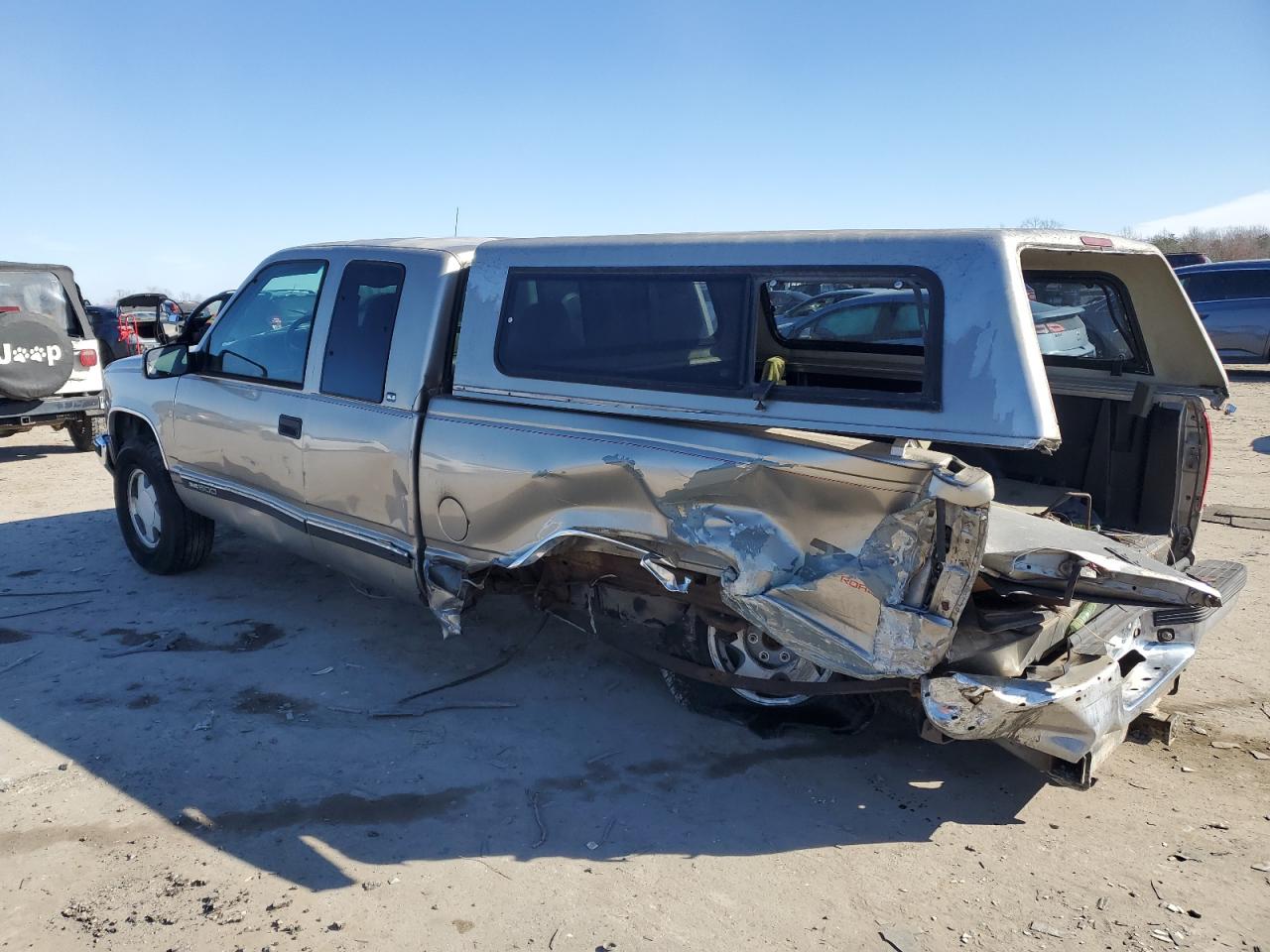 1998 GMC Sierra - Image 2