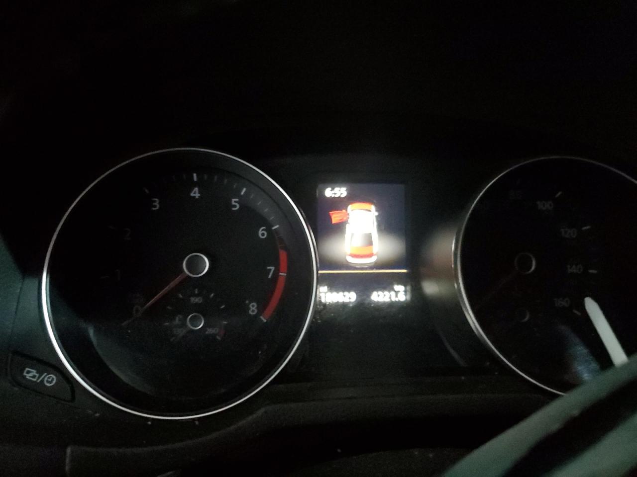 2016 Volkswagen Passat - Image 9