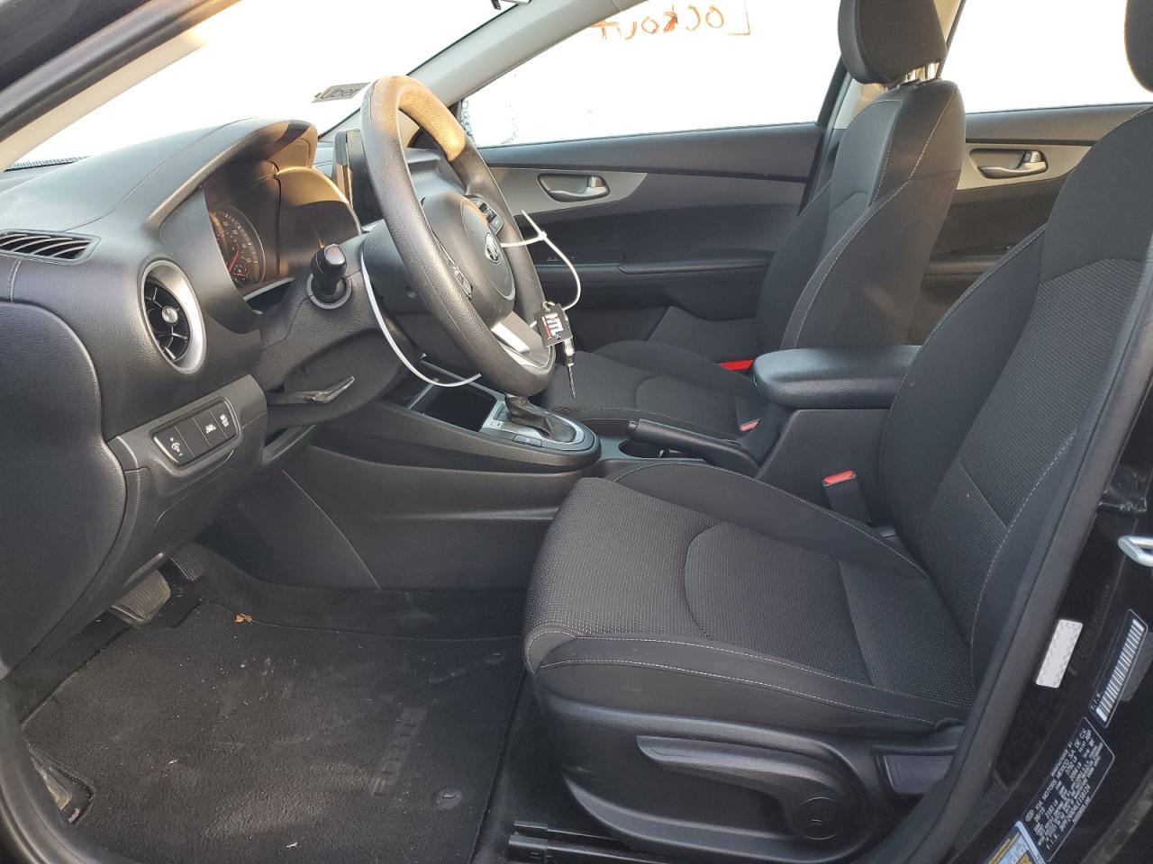 2020 Kia Forte - Image 7