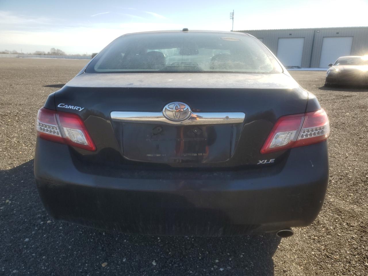 2010 Toyota Camry - Image 6