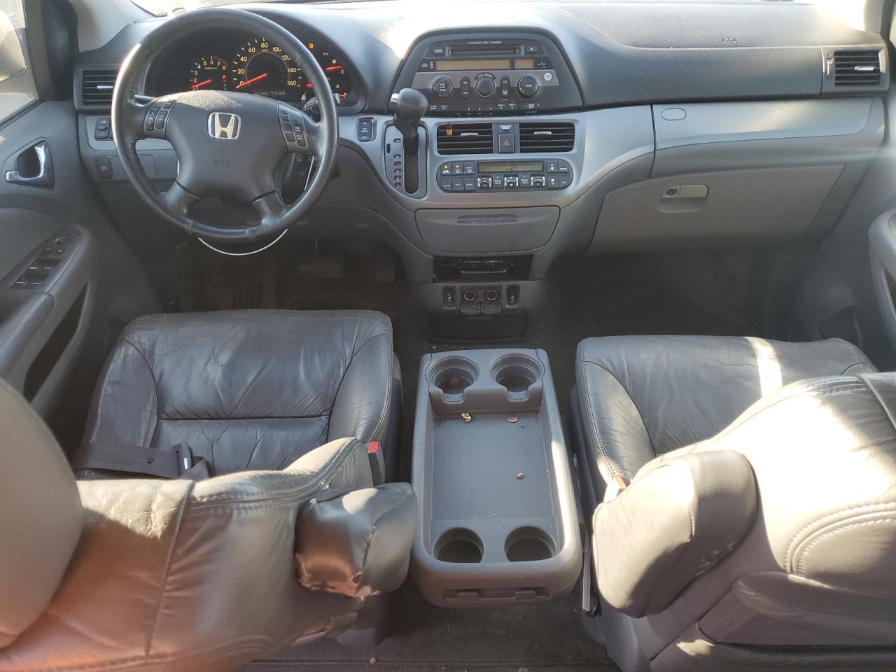 2007 Honda Odyssey - Image 8