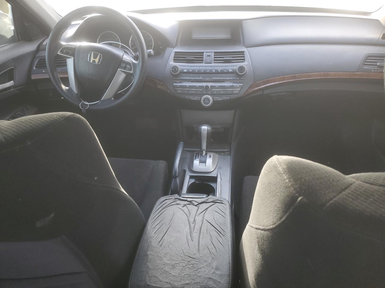 2012 Honda Accord - Image 8