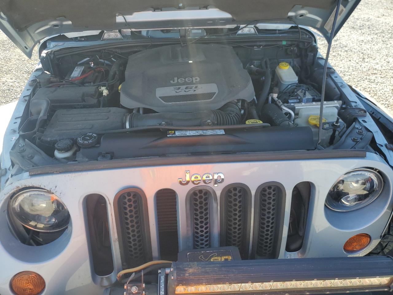 2012 Jeep Wrangler - Image 13