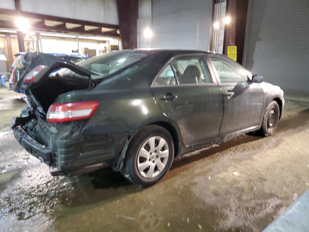 2010 Toyota Camry - Image 3