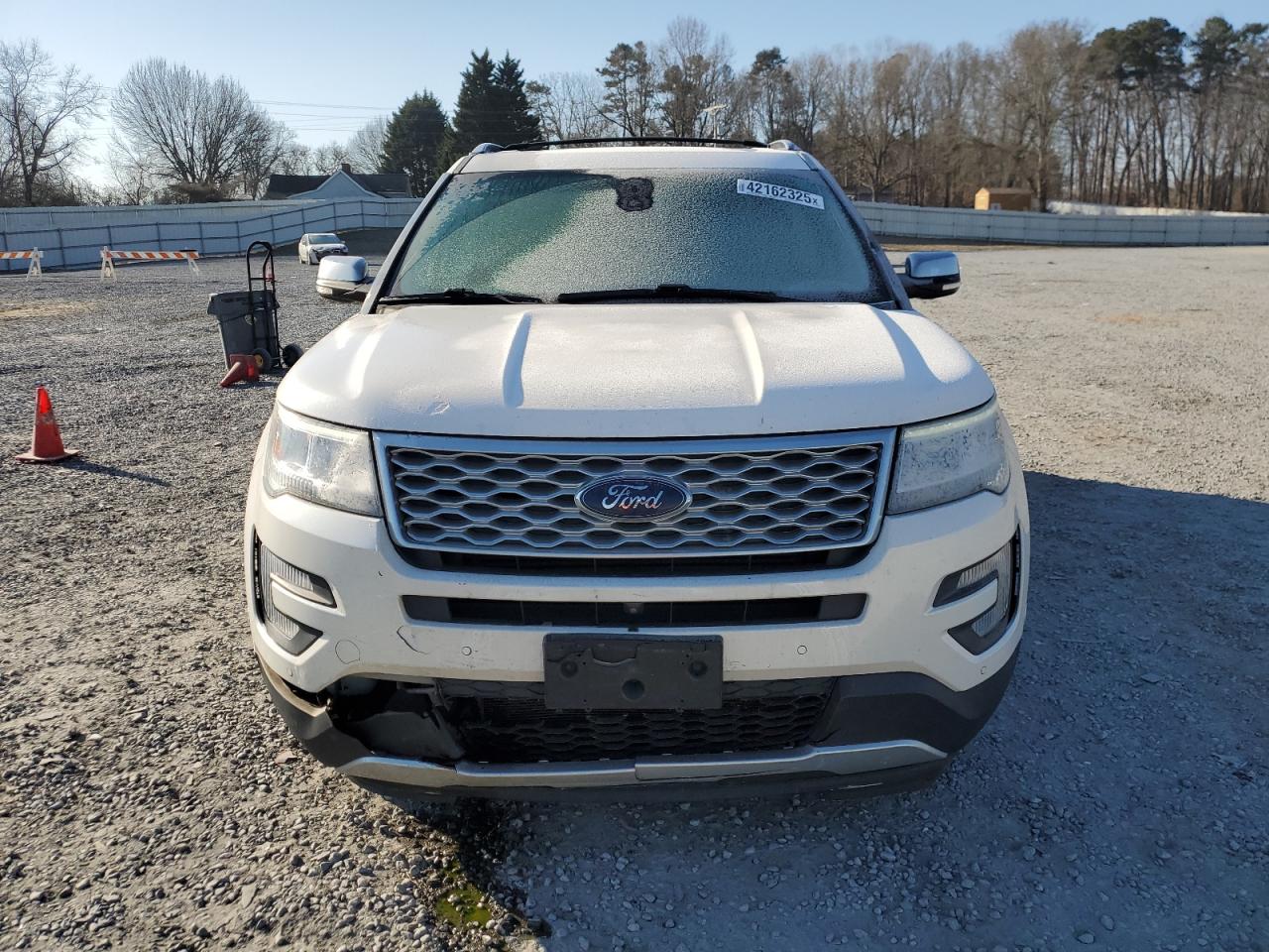2017 Ford Explorer - Image 5