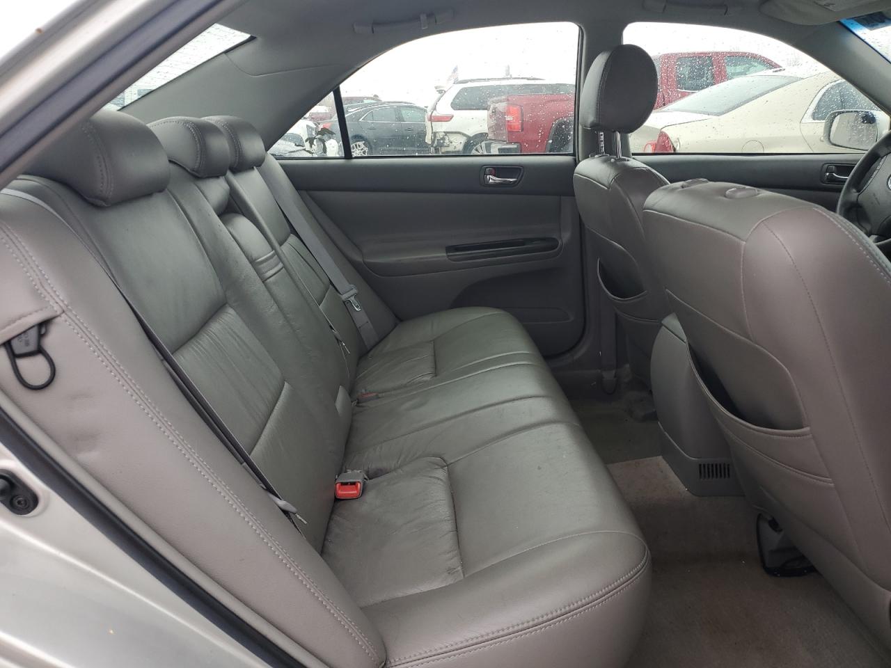 2006 Toyota Camry - Image 10