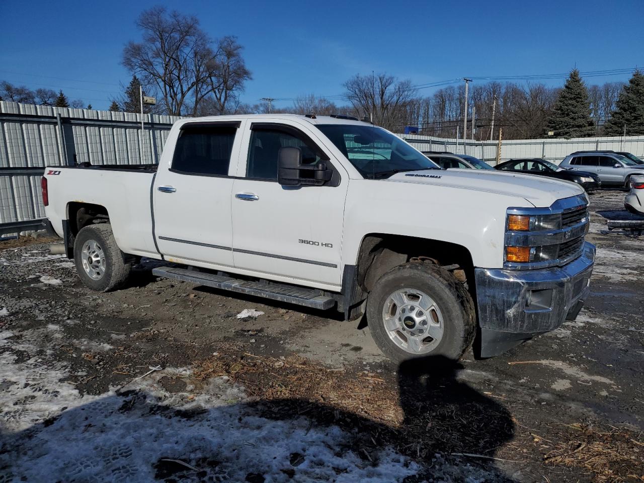 2015 Chevrolet Silverado - Image 4