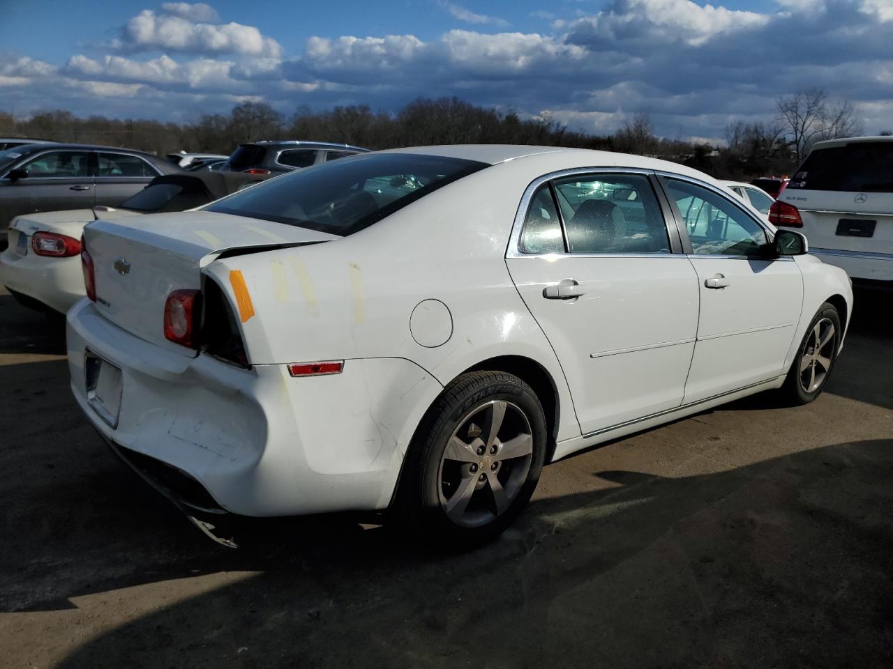2011 Chevrolet Malibu - Image 3