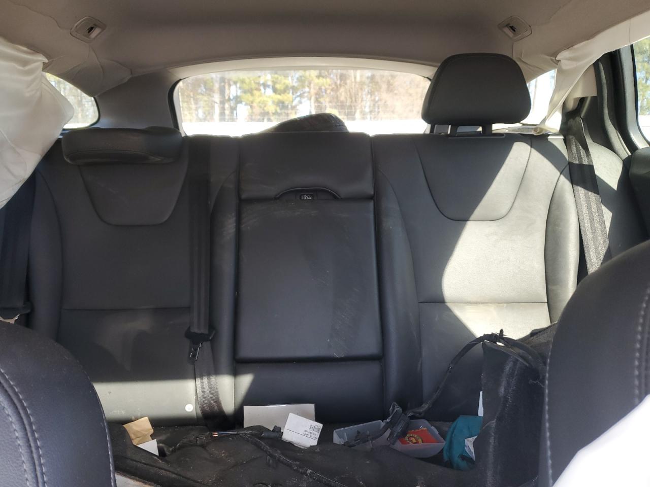 2018 Volvo V60 - Image 10