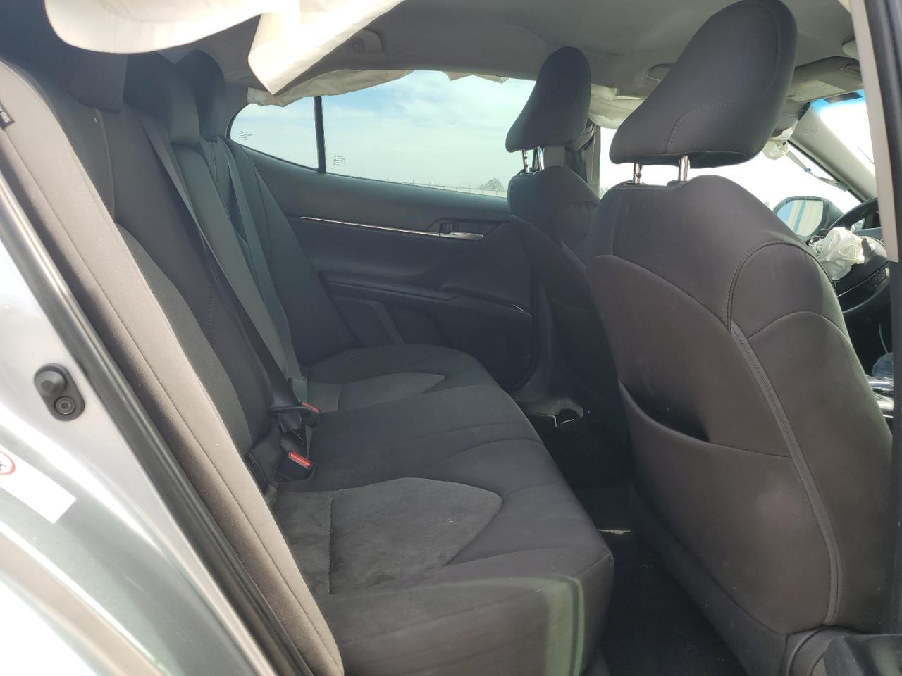 2018 Toyota Camry - Image 11