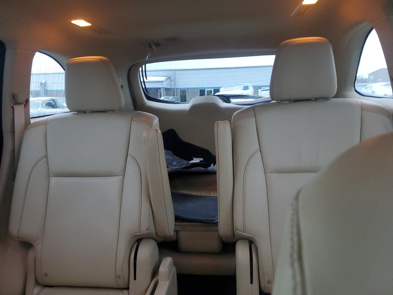 2014 Toyota Highlander - Image 10