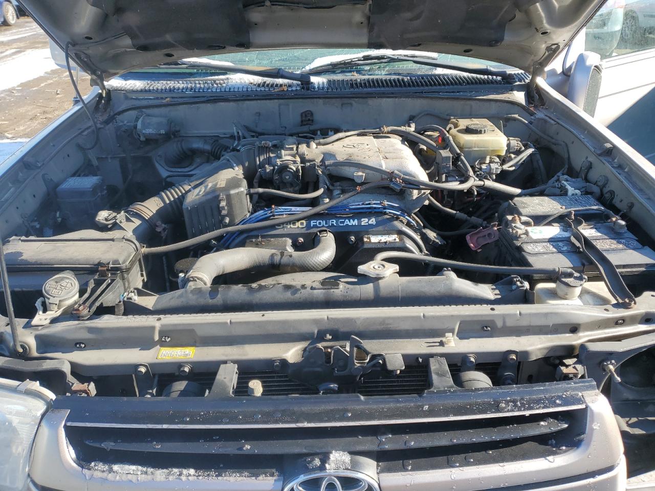 2002 Toyota 4Runner - Image 12
