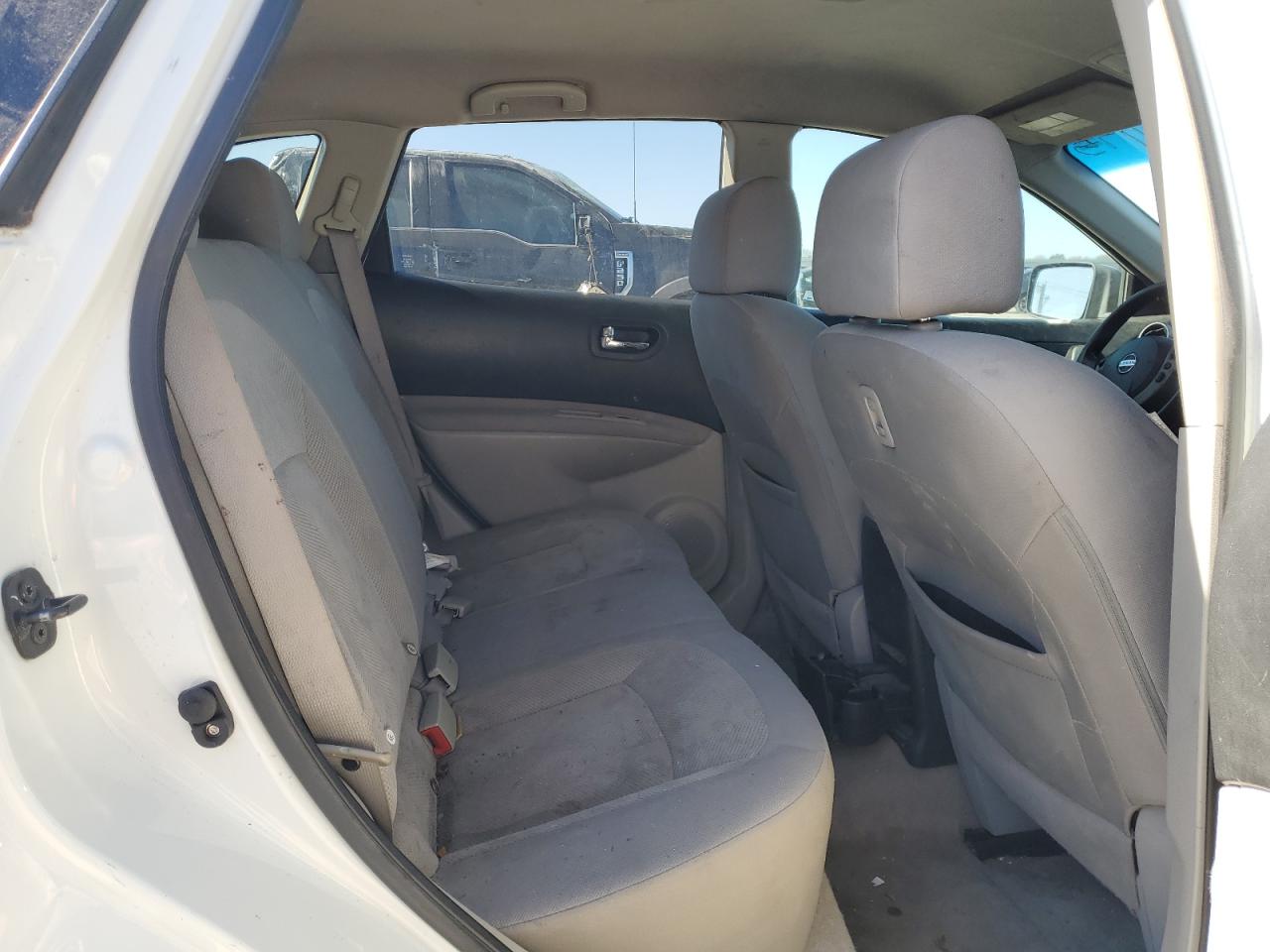 2013 Nissan Rogue - Image 10