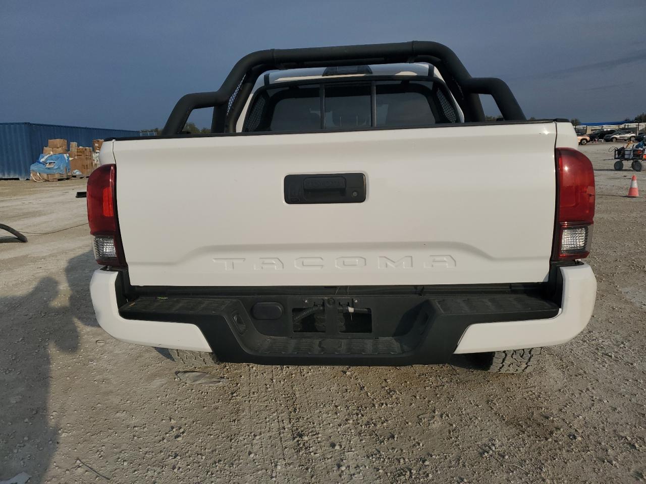 2020 Toyota Tacoma - Image 6