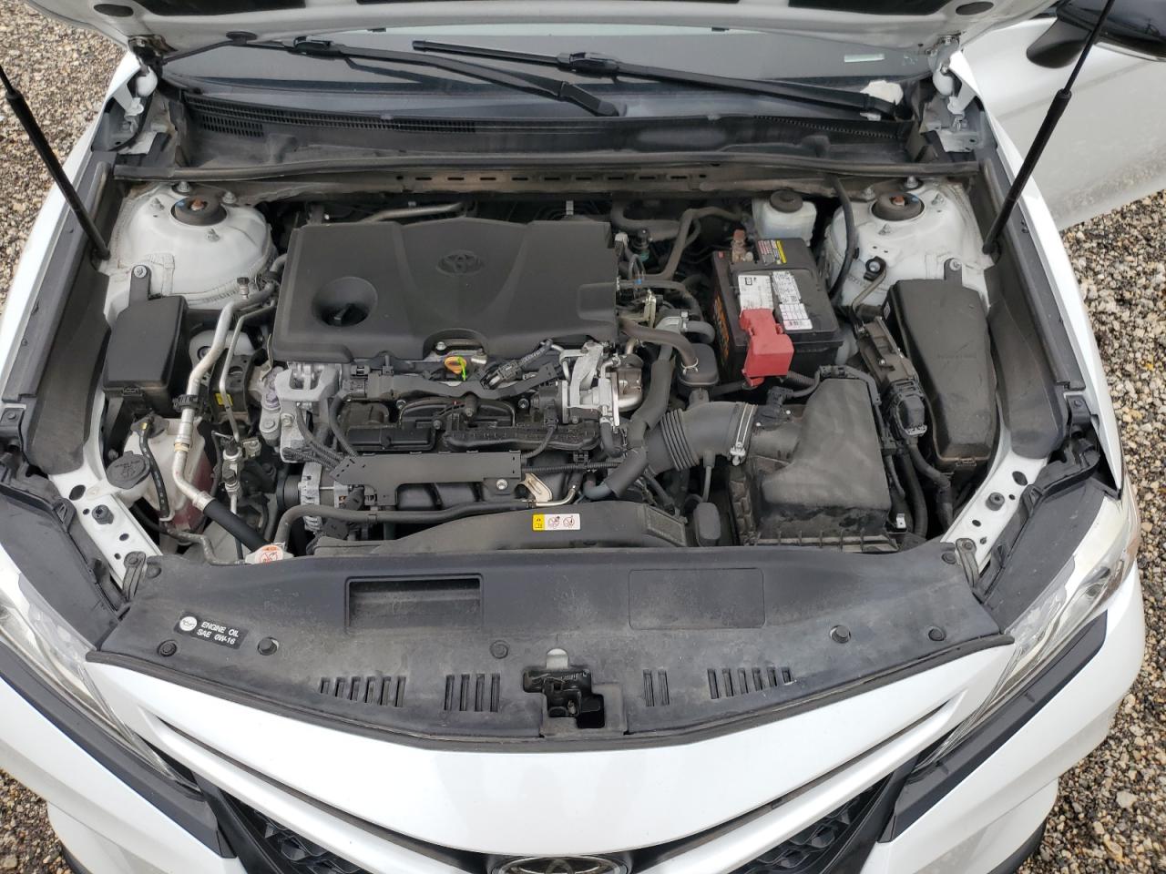 2019 Toyota Camry - Image 11