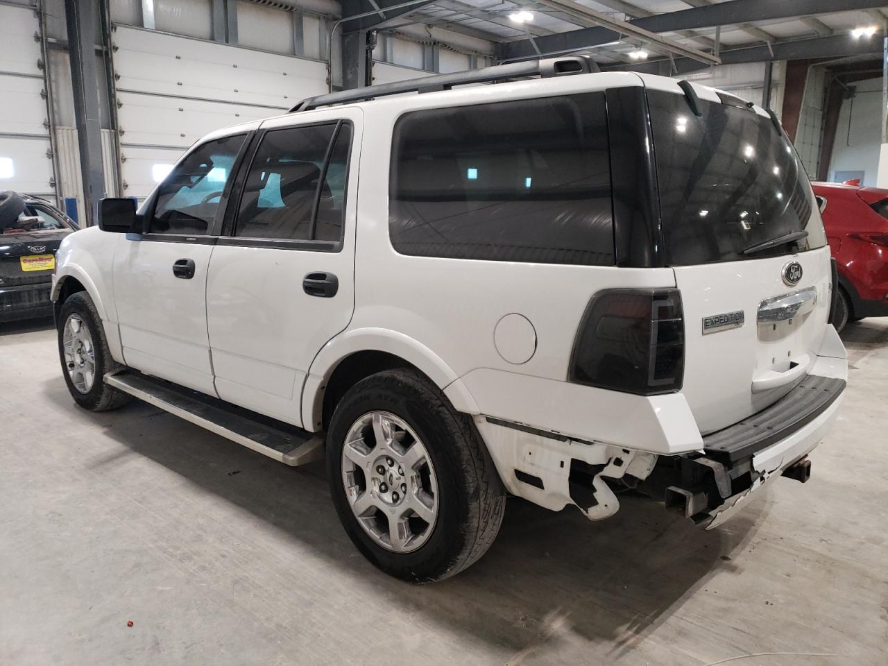 2009 Ford Expedition - Image 2