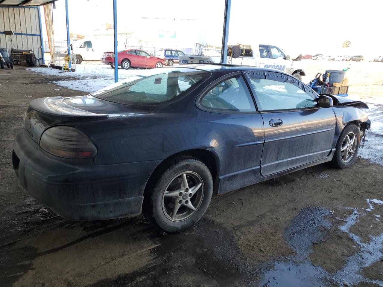 2000 Pontiac Grand Prix - Image 3