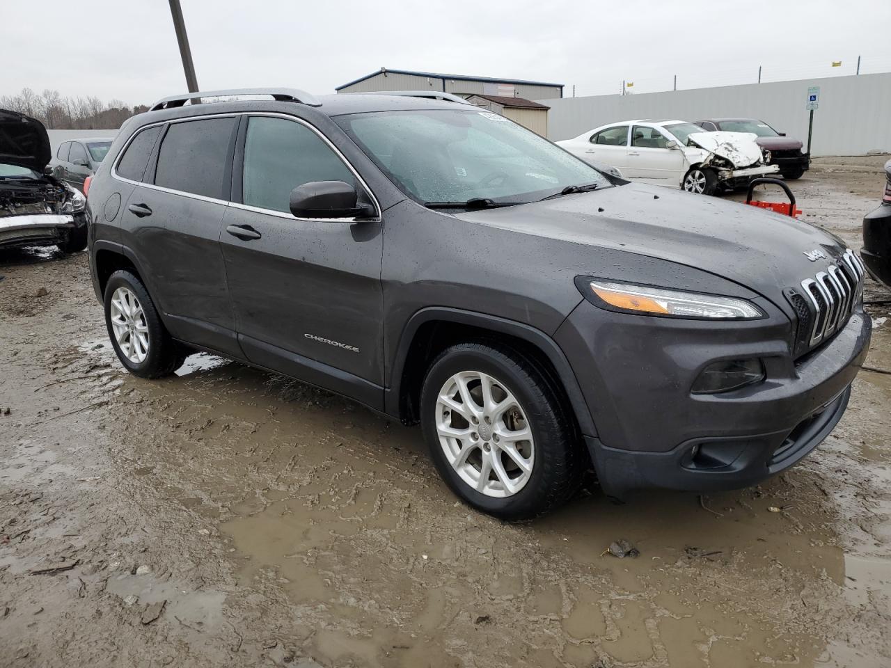 2016 Jeep Grand Cherokee - Image 4