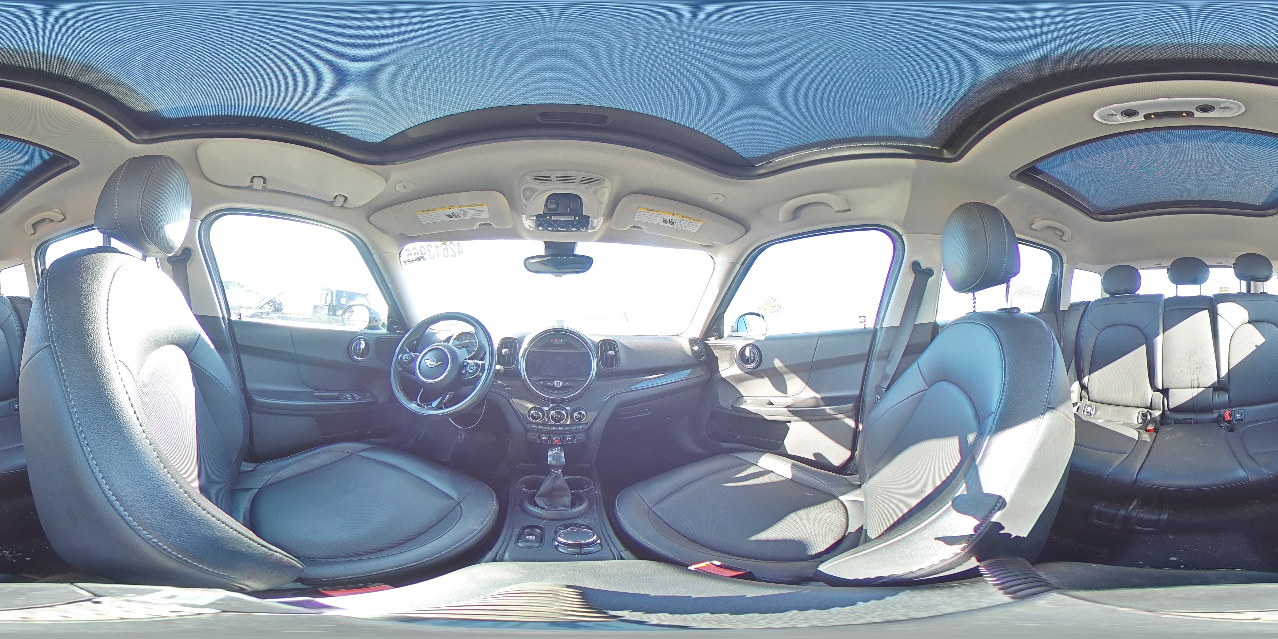 2019 MINI Cooper - Image 14