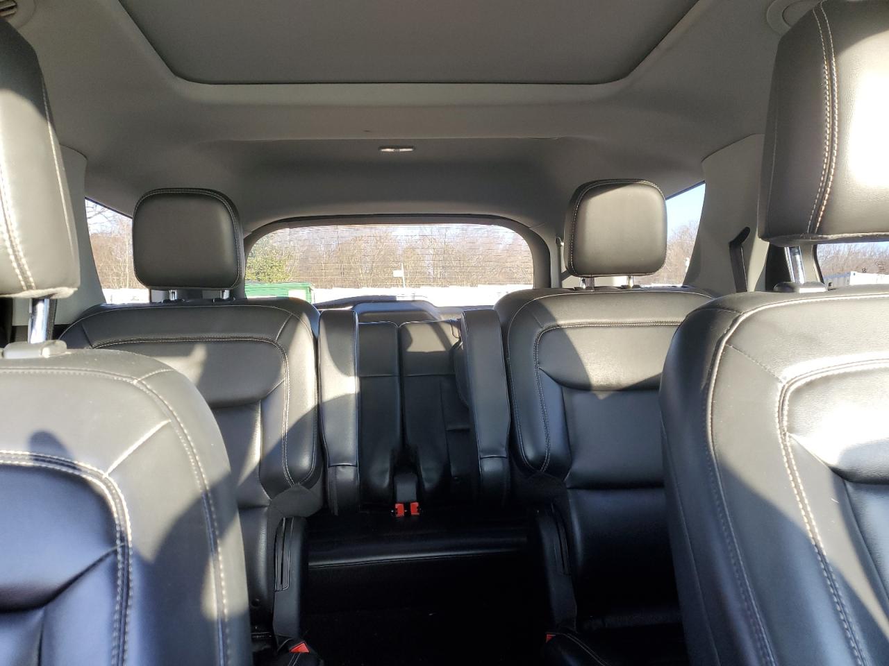 2021 Ford Explorer - Image 10