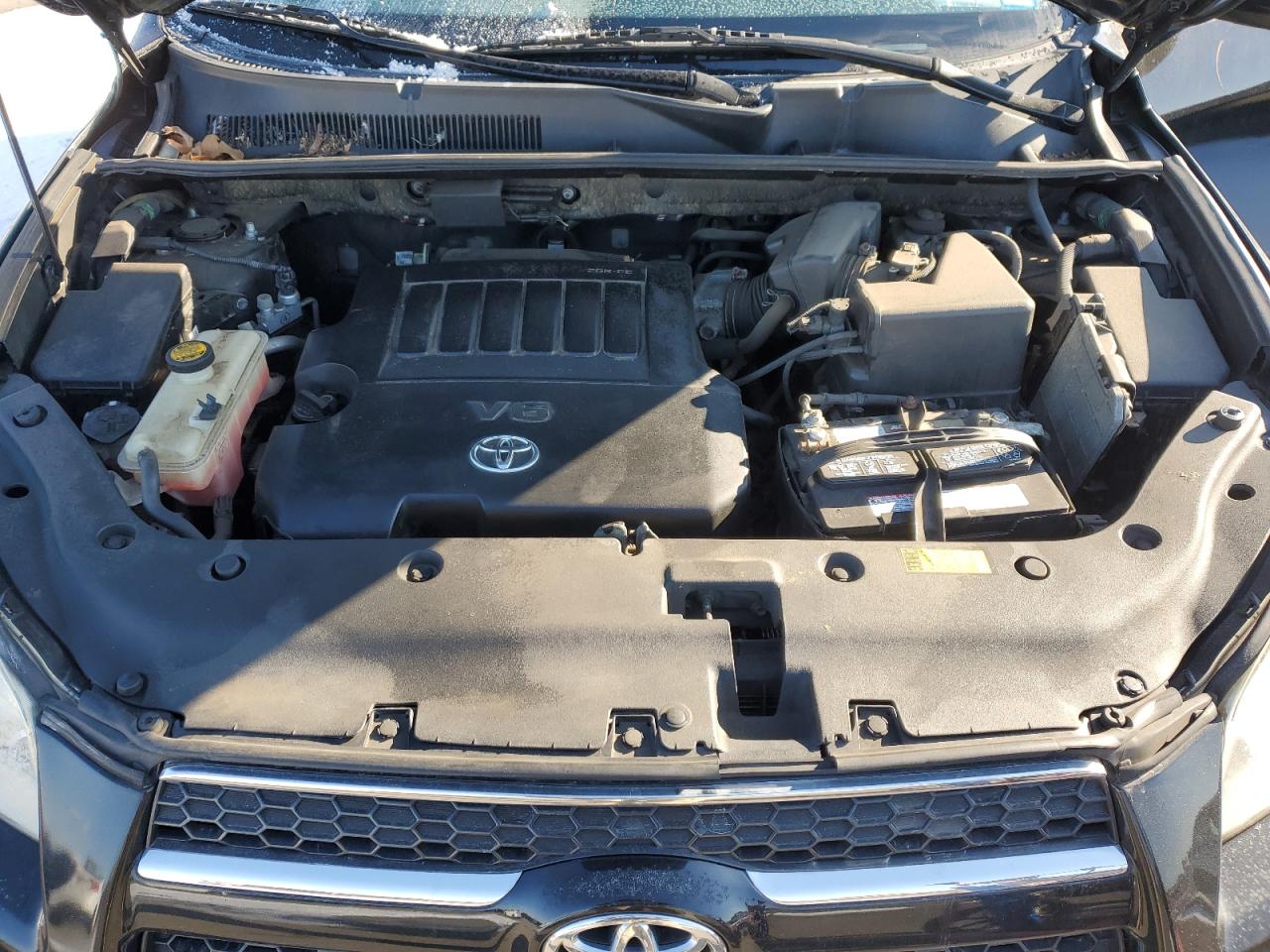 2010 Toyota RAV 4 - Image 12