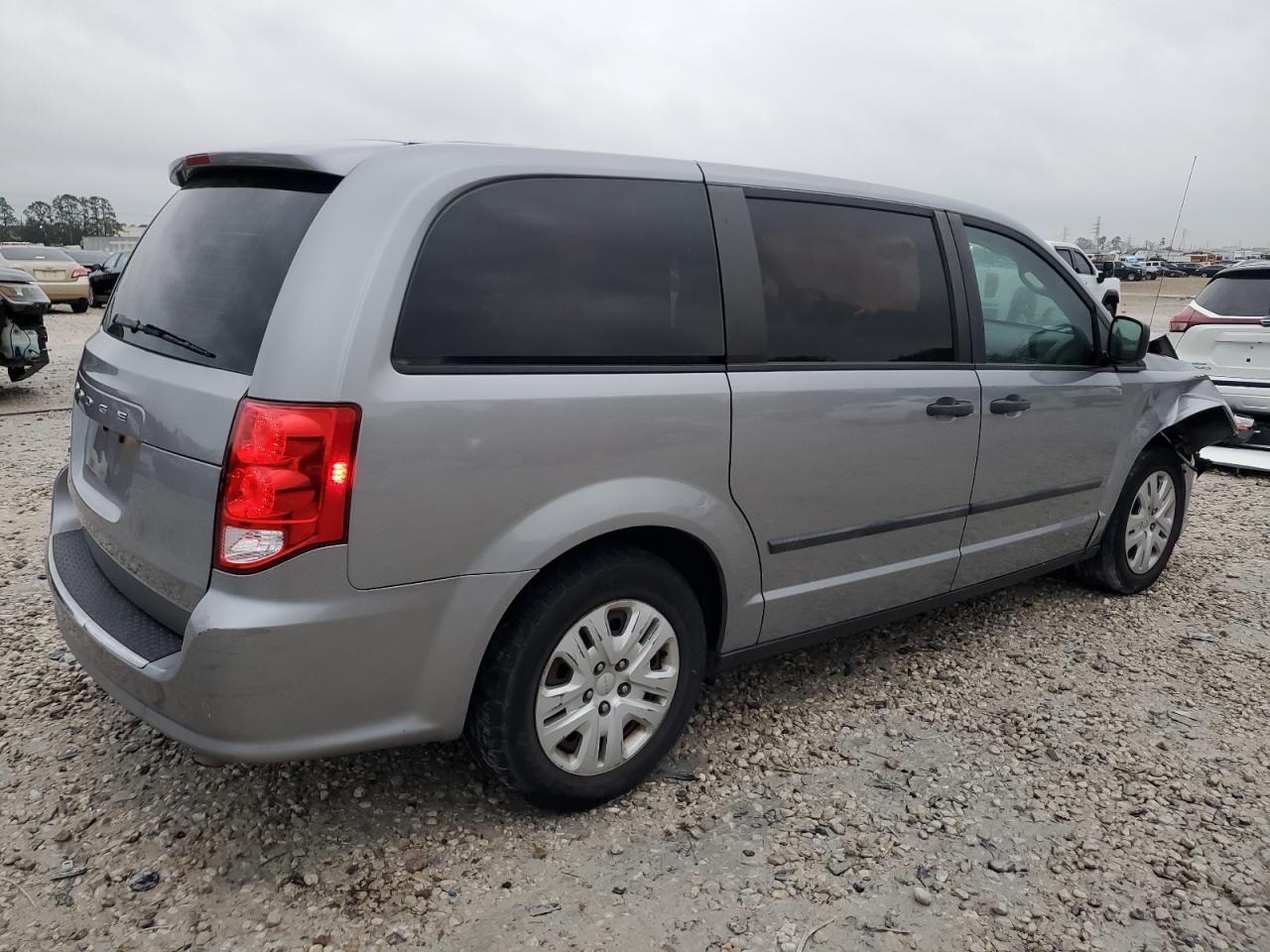 2013 Dodge Caravan - Image 3