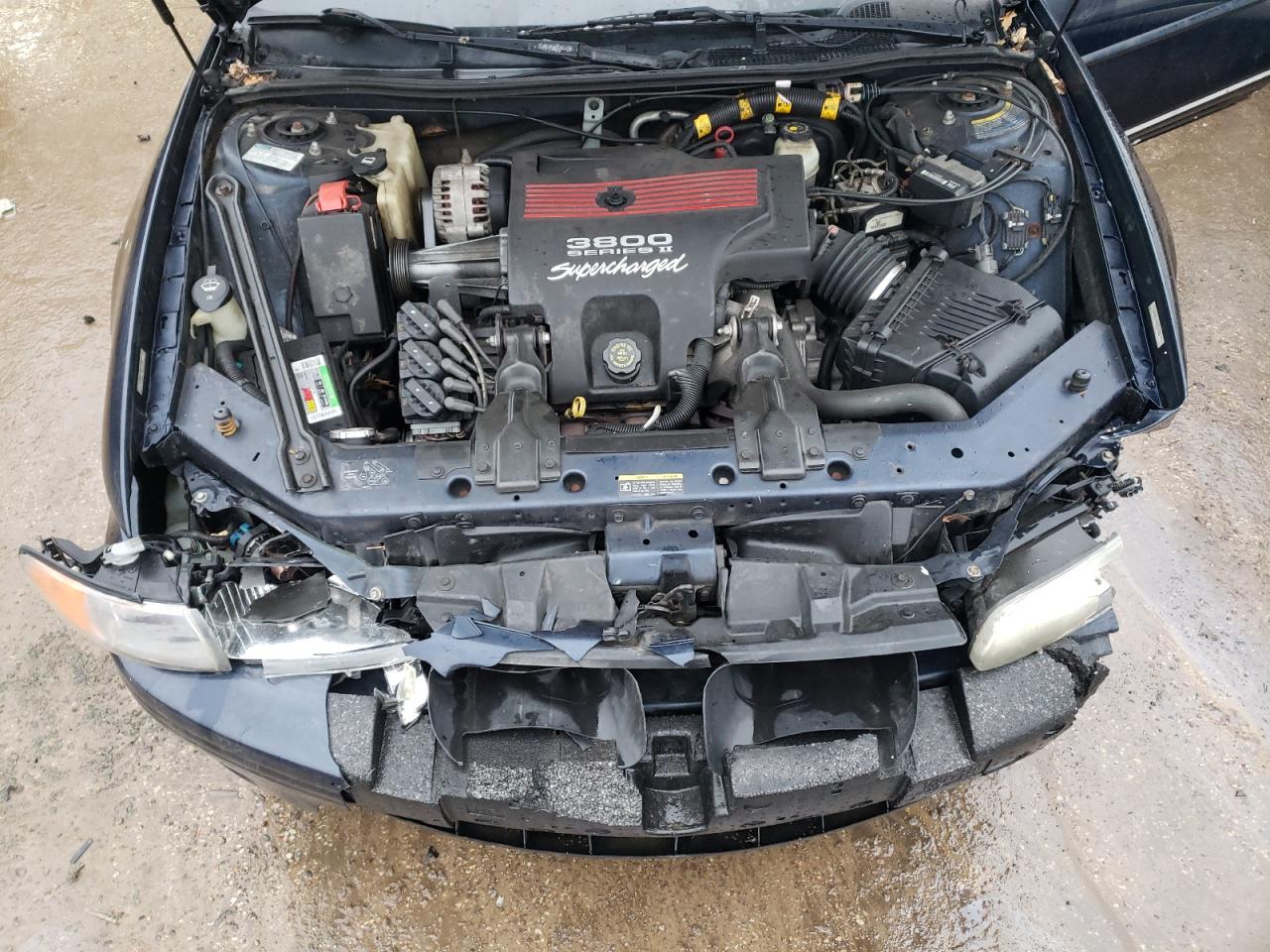 2002 Pontiac Grand Prix - Image 11