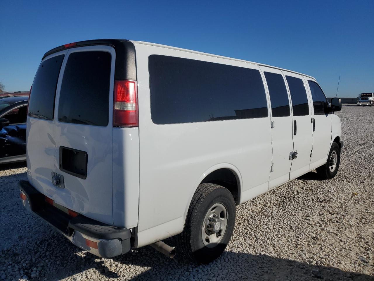 2016 Chevrolet Express - Image 3