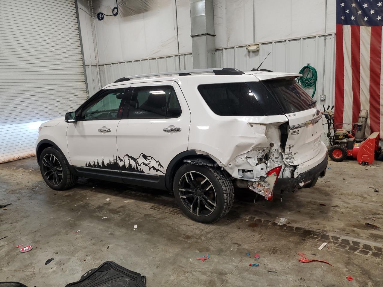 1FM5K8D88FGA39820 2015 FORD EXPLORER - Image 2