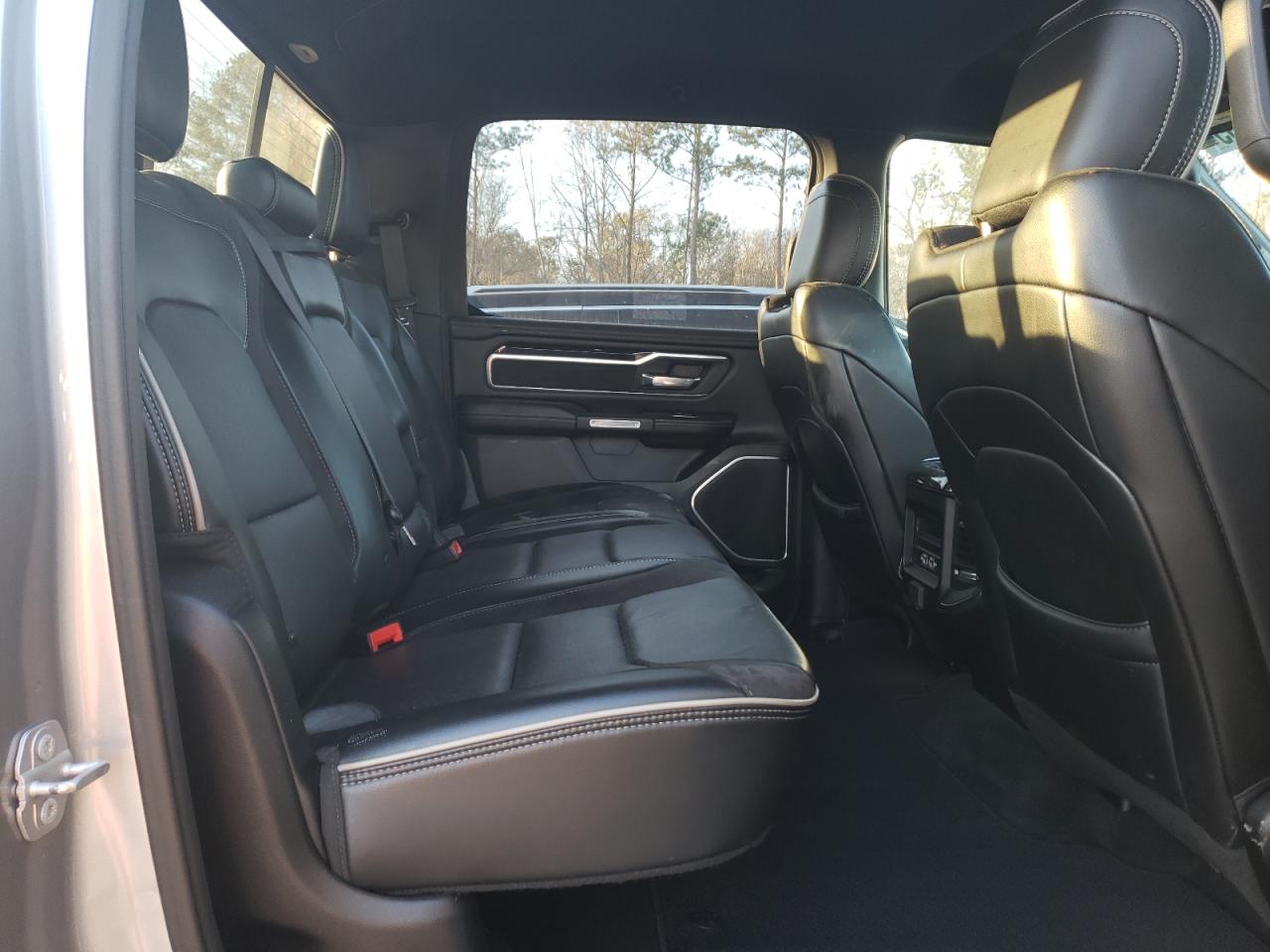 2019 RAM 1500 - Image 10