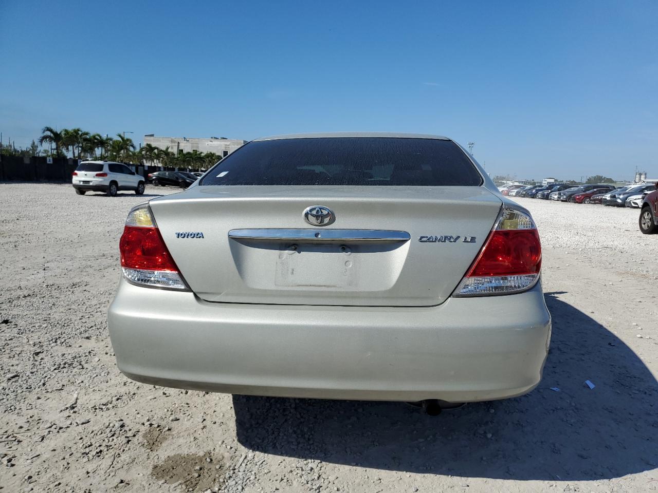 2006 Toyota Camry - Image 6
