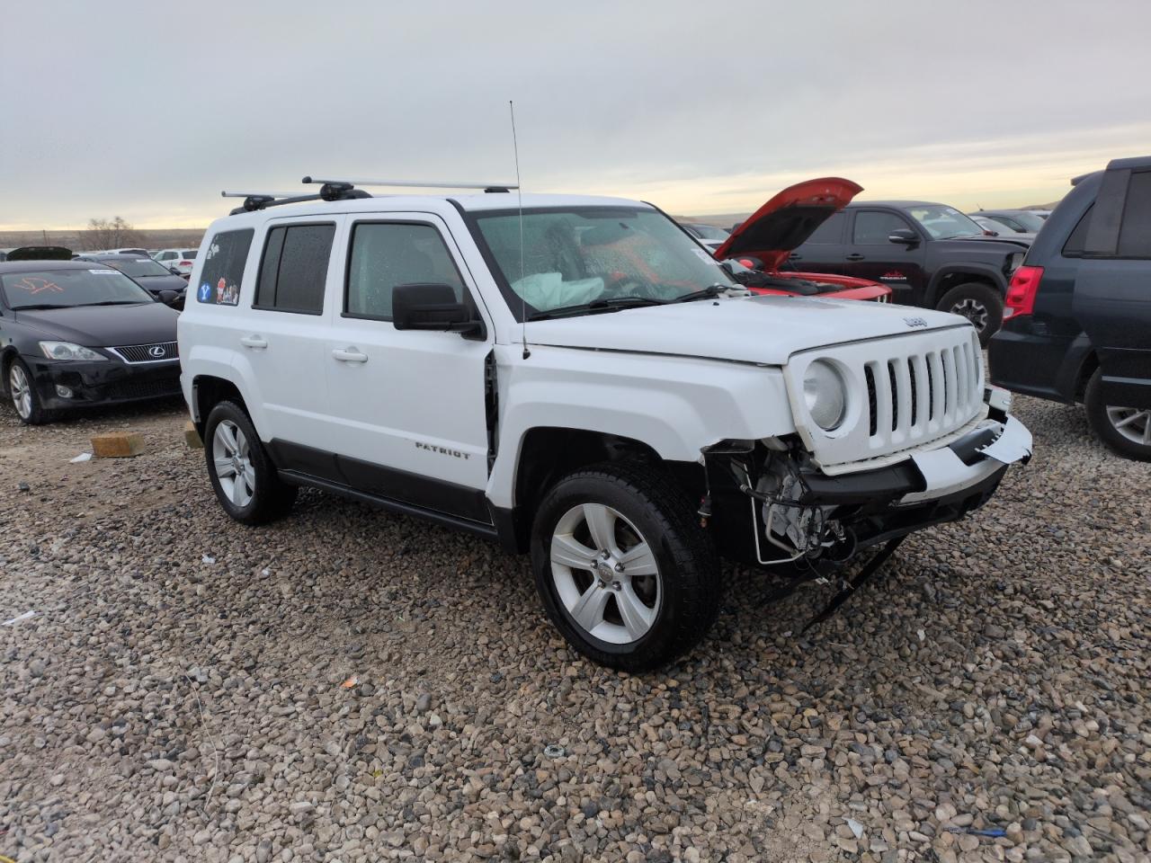 2017 Jeep Liberty (Patriot) - Image 4